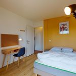 Rent a room of 153 m² in Lille