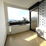 Rent 4 bedroom apartment of 85 m² in Echirolles