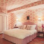 Rent 1 bedroom apartment of 71 m² in Florence