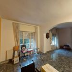 Affitto 1 camera appartamento di 110 m² in Tizzano Val Parma