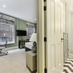 Rent 2 bedroom apartment of 168 m² in London