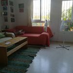Rent a room of 78 m² in Sevilla