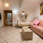Rent 1 bedroom apartment of 70 m² in Napoli