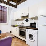 Rent 1 bedroom apartment of 32 m² in Bologna