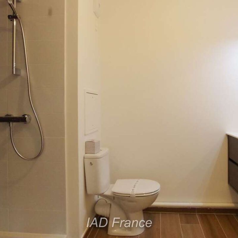 Location appartement 4 pièces 82 m² Vernouillet (78540)