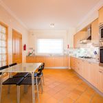 Rent 2 bedroom apartment of 100 m² in Monte da Canasta