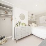 Rent 4 bedroom house in Teddington
