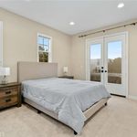 Rent 4 bedroom apartment of 270 m² in Newport Coast
