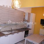 Affitto 3 camera appartamento di 125 m² in Soverato