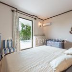 Rent 3 bedroom apartment of 180 m² in Βουλιαγμένη
