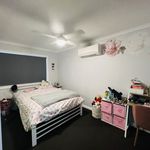 Rent 4 bedroom house of 780 m² in Moranbah