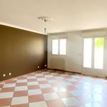 Rent 4 bedroom house of 108 m² in Cornas