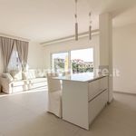 Rent 4 bedroom house of 150 m² in Arzachena