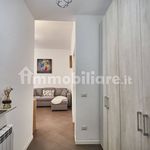 Affitto 2 camera appartamento di 64 m² in Monza