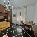 Affitto 7 camera appartamento di 115 m² in Genova