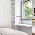 Rent 1 bedroom apartment of 40 m² in La Muette, Auteuil, Porte Dauphine