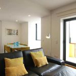 Rent 3 bedroom apartment of 90 m² in Porto