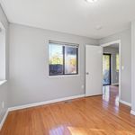 Rent 2 bedroom apartment of 97 m² in Westchester