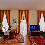 Najam 4 spavaće sobe stan od 190 m² u Rijeka
