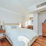 Rent 7 bedroom house in Chelsea