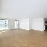 Rent 4 bedroom apartment of 126 m² in Suresnes