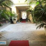 Rent 5 bedroom apartment of 200 m² in Catania