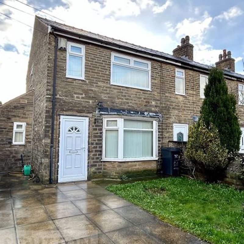 End terrace house to rent in Mile Cross Gardens, Halifax, West Yorkshire HX1 Pye Nest