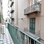 Affitto 3 camera appartamento di 114 m² in Genova