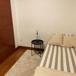 Alquilo 2 dormitorio apartamento de 100 m² en Madrid