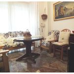Alquilo 5 dormitorio apartamento de 150 m² en Granada