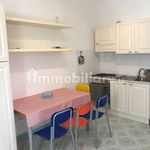 Rent 4 bedroom house of 95 m² in Peschici