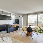 Rent 2 bedroom apartment of 69 m² in Courbevoie
