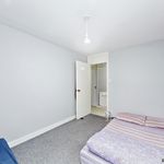 Rent 2 bedroom flat in Mitcham