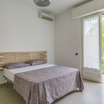 Affitto 2 camera appartamento di 100 m² in Florence