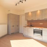 Rent 1 bedroom apartment of 76 m² in Kortrijk