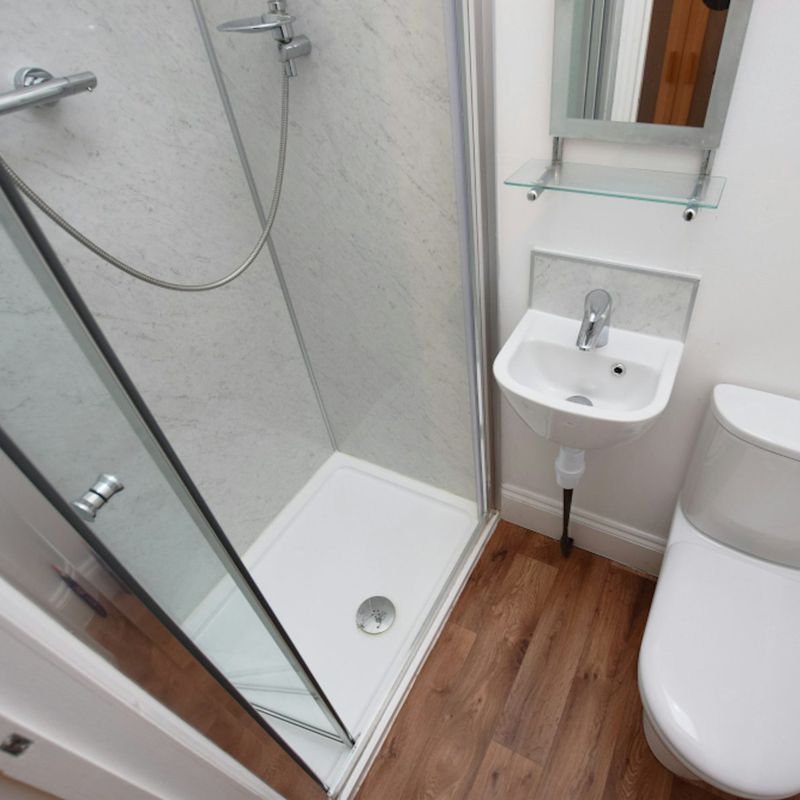 1 Bedroom Property For Rent in Northampton - £550 PCM Queens Park
