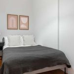 Rent 4 bedroom apartment of 98 m² in Barcelona