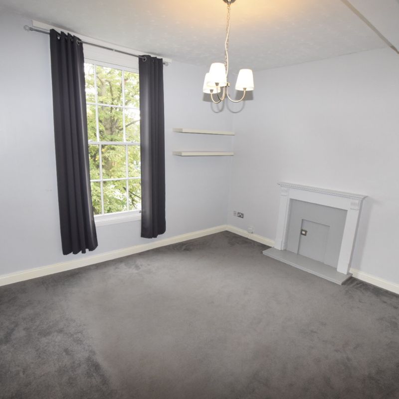 TO LET- Superb One Bedroom Apartment Situated In The Desirable Village Of Stretton.