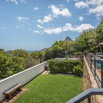 Rent 4 bedroom house of 920 m² in Cape Town