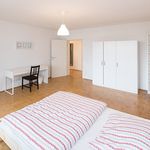 Rent a room of 68 m² in Munich