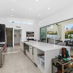 Rent 5 bedroom house of 333 m² in Indian Wells