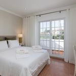 Rent 2 bedroom house of 163 m² in Vilamoura