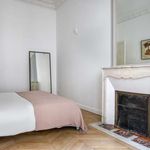 Appartement de 115 m² avec 3 chambre(s) en location à Paris