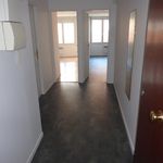 Rent 2 bedroom apartment of 49 m² in Beauvais