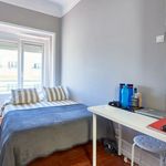 Rent 8 bedroom apartment in Cale da Vila