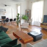 Rent 6 bedroom apartment of 215 m² in Nantes