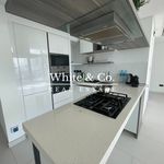 Rent 1 bedroom apartment of 118 m² in Dubai