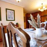 Rent 3 bedroom apartment of 130 m² in Salamanca