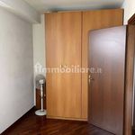 Affitto 2 camera appartamento di 70 m² in Legnano