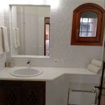 Rent 5 bedroom house of 150 m² in Arzachena